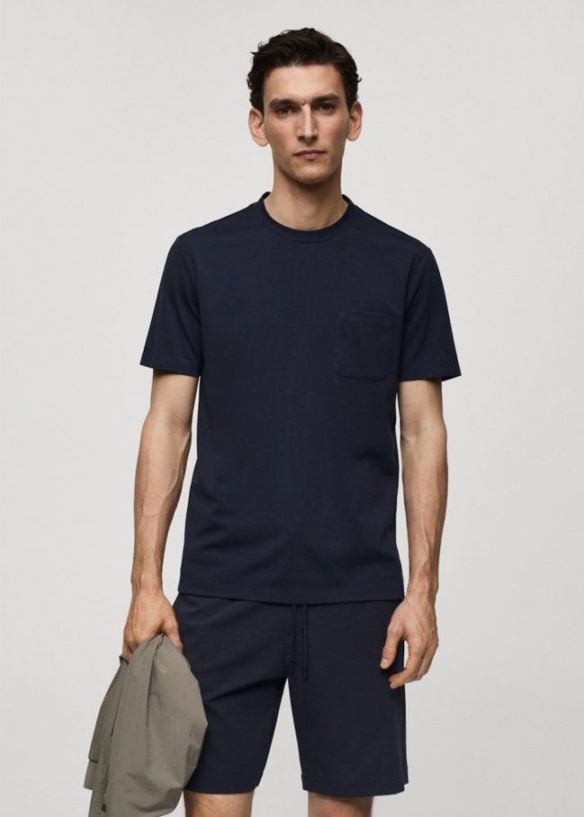 Mango Camiseta slim fit bolsillo - Azul marino oscuro