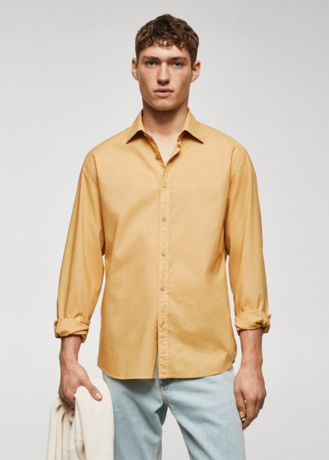 Mango Camisa regular fit algodón voile - Ocre