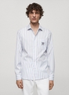 Mango Camisa classic fit algodón rayas bordado - Azul celeste