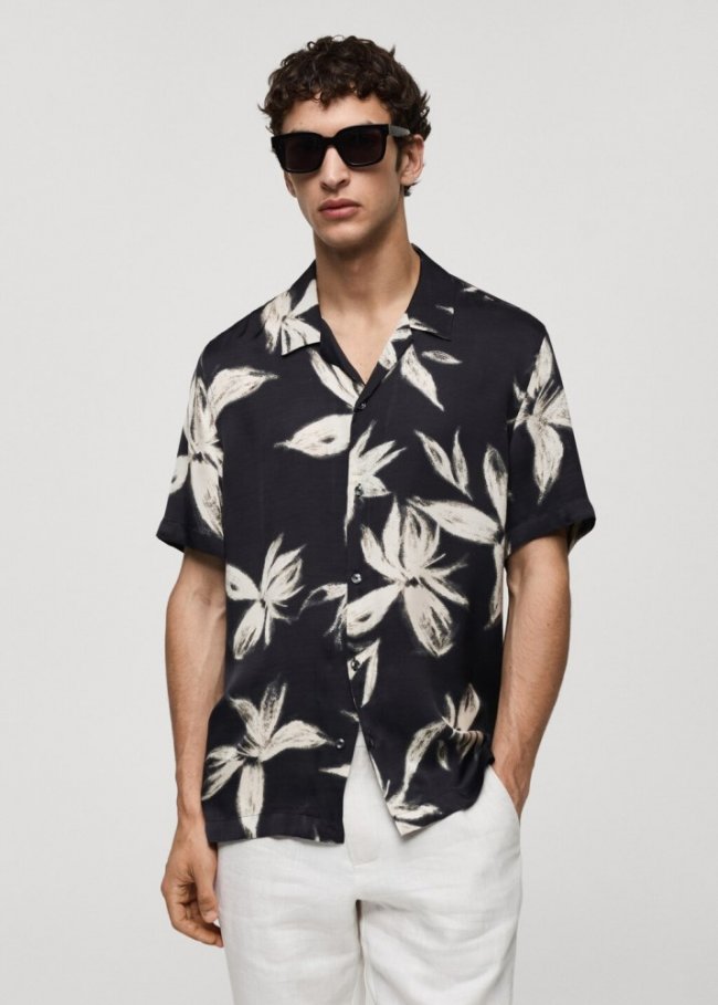 Mango Camisa regular fit estampado hawaiano - Negro