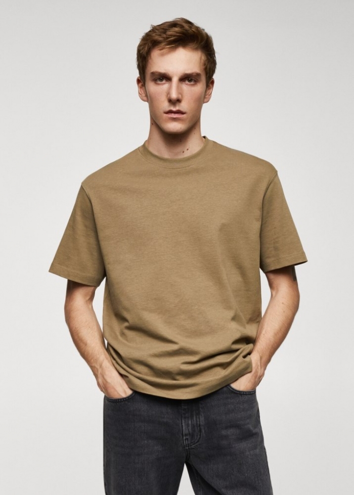 Mango Camiseta básica 100% algodón relaxed fit - Marrón medio