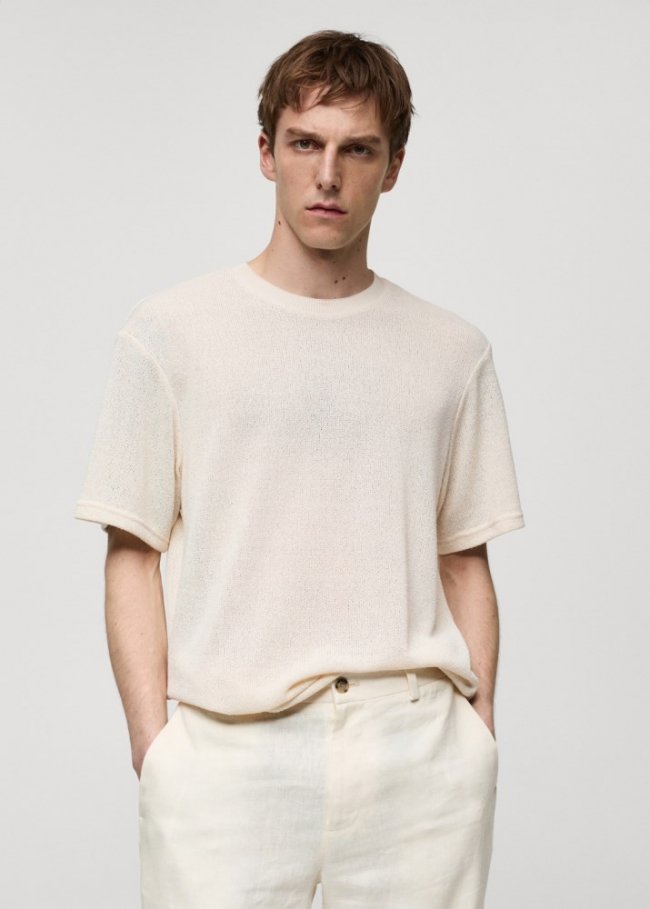 Mango Camiseta estructura regular fit - Crudo