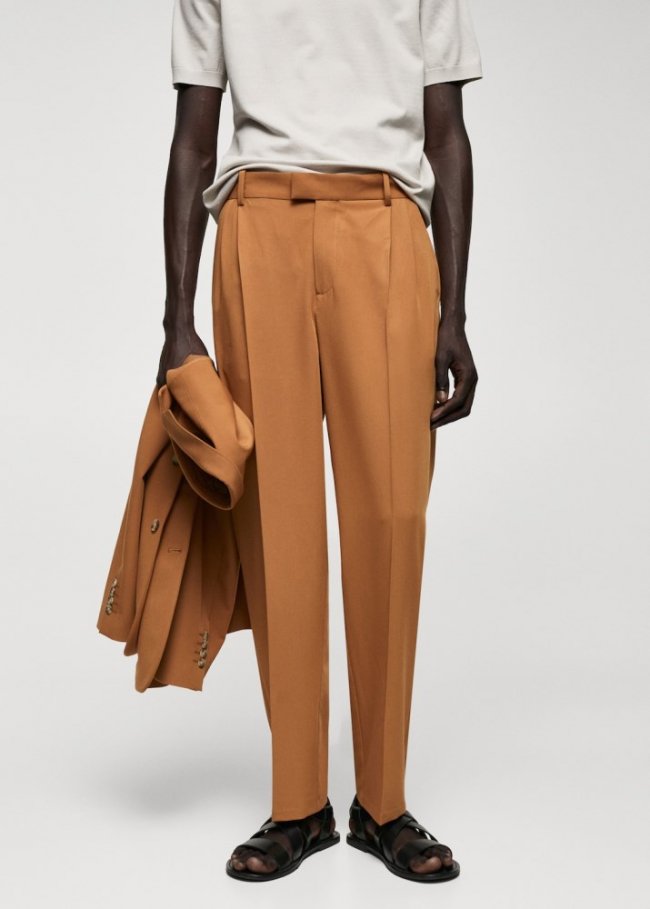 Mango Pantalón traje regular fit pinzas - Naranja tostado