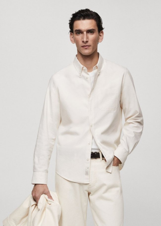 Mango Camisa regular fit Oxford algodón - Crudo