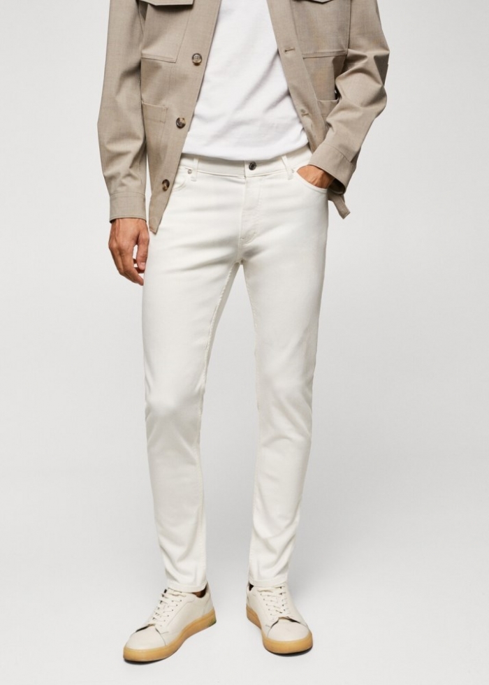 Mango Jeans Patrick slim fit Ultra Soft Touch - Blanco roto