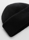 Mango Gorro corto punto - Negro