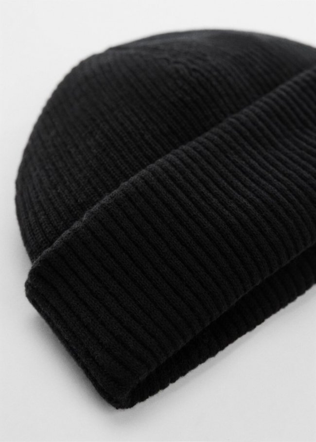 Mango Gorro corto punto - Negro
