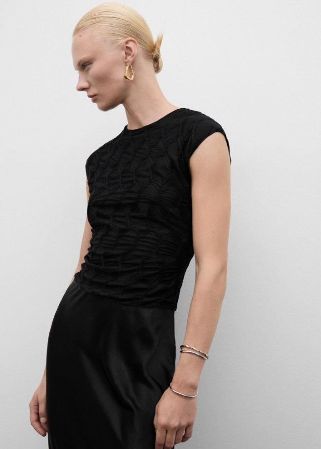 Mango Camiseta textura manga corta - Negro