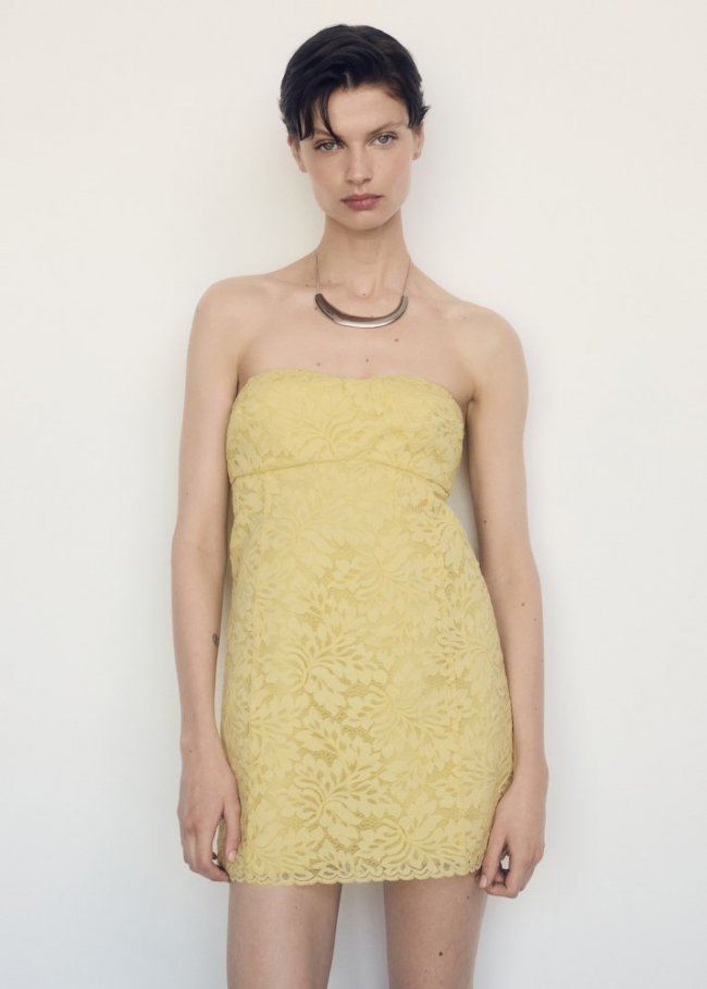 Mango Vestido encaje palabra de honor - Amarillo pastel