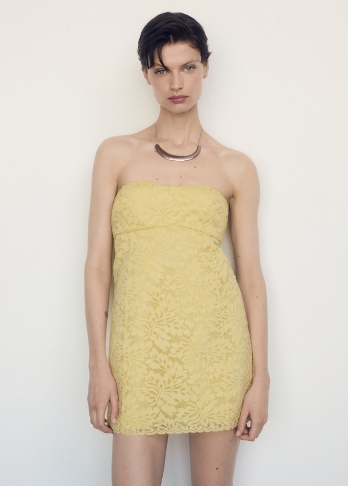 Mango Vestido encaje palabra de honor - Amarillo pastel