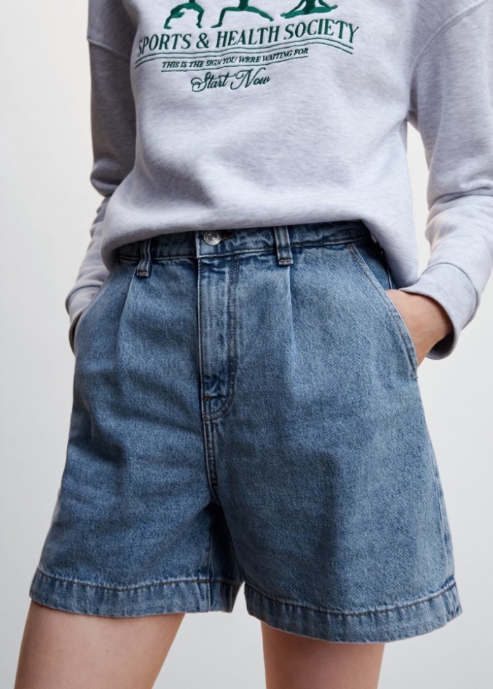 Mango Shorts slouchy pinzas - Azul medio