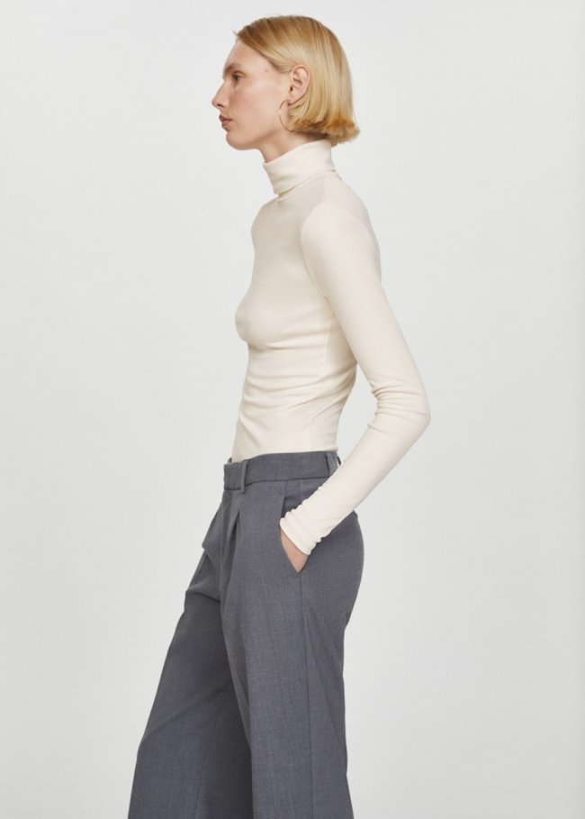 Mango Camiseta modal cuello vuelto - Blanco roto