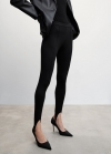Mango Leggings básicos fuseau - Negro