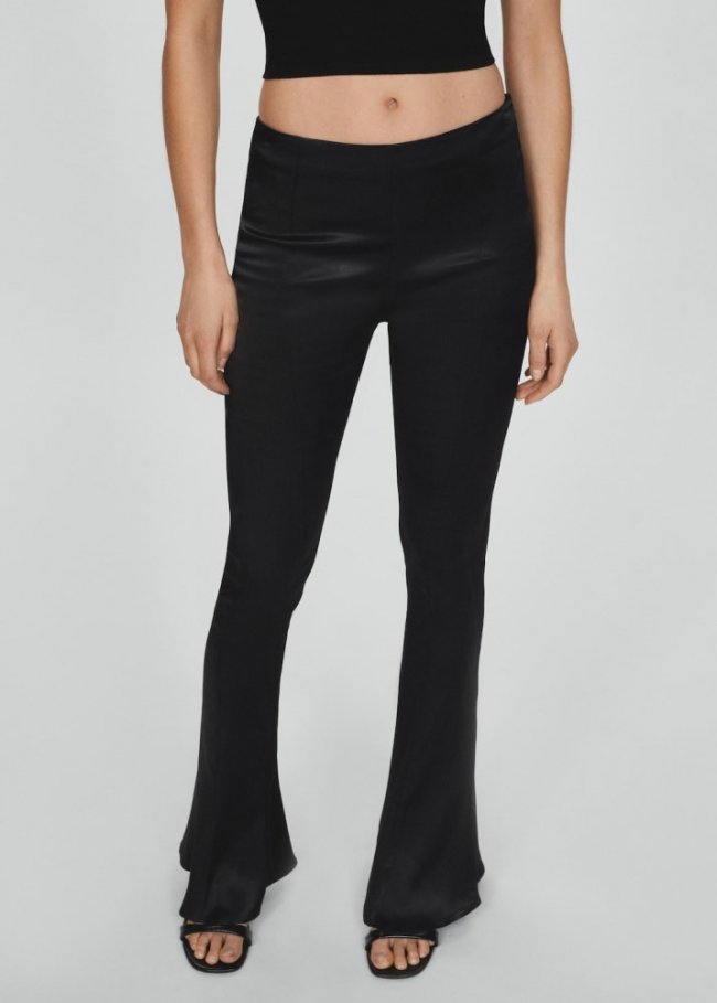 Mango Pantalón satinado acampanado - Negro