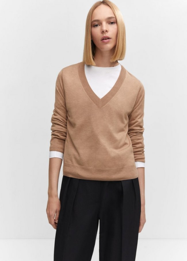 Mango Jersey punto fino cuello pico - Marrón medio
