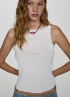 Mango Top modal sin mangas - Blanco roto