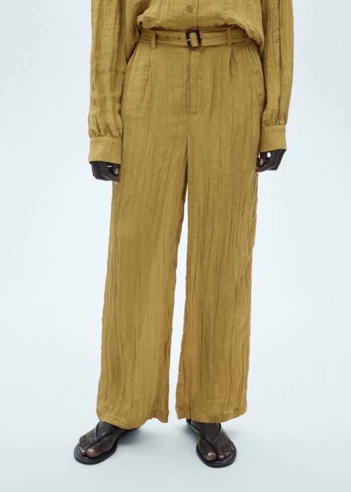 Mango Pantalón textura cinturón - Mostaza