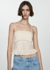 Mango Top volante detalles bordados - Blanco roto