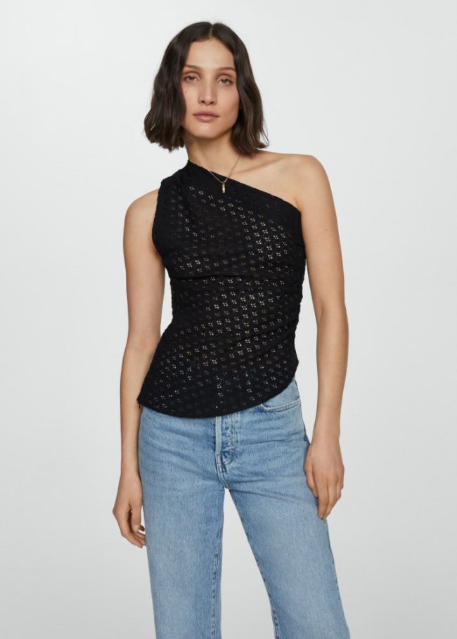 Mango Top asimétrico calado - Negro