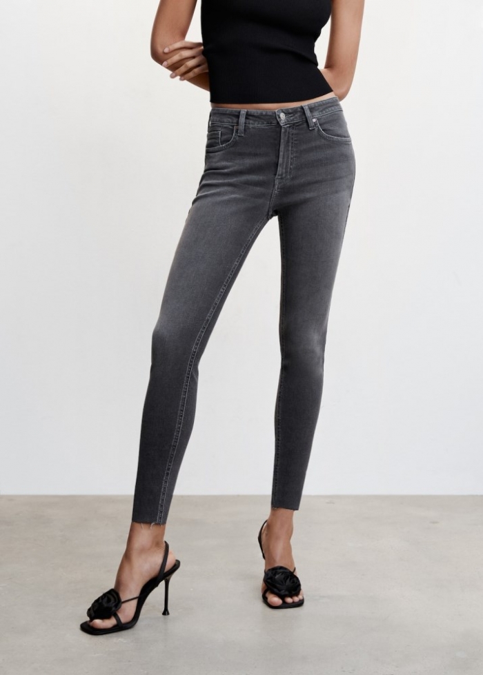 Mango Jeans skinny crop - Gris oscuro