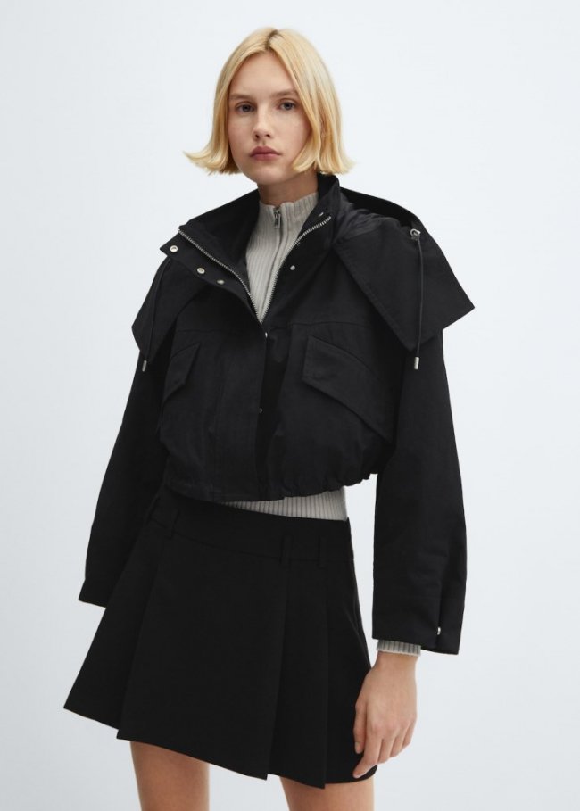 Mango Parka crop capucha - Negro