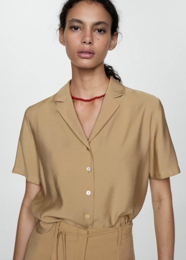 Mango Camisa satinada manga corta - Marrón medio