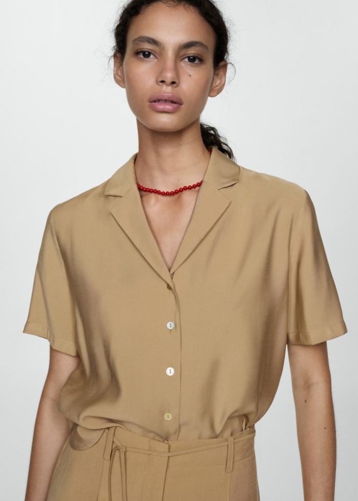 Mango Camisa satinada manga corta - Marrón medio