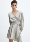 Mango Vestido satinado cruzado - Plata