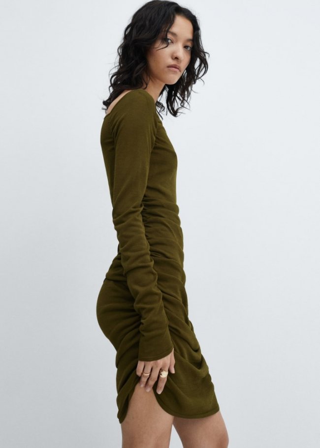 Mango Vestido fruncido escote cuadrado - Khaki