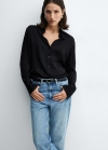 Mango Camisa fluida satinada - Negro