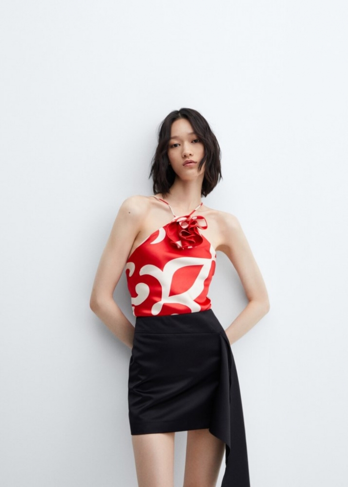 Mango Top satinado estampado flor decorativa - Rojo