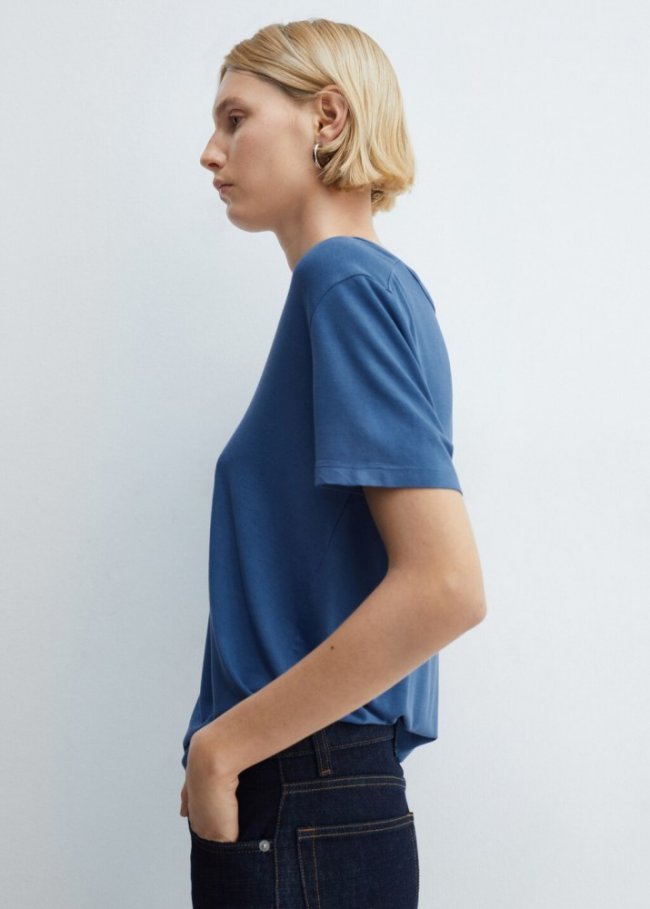 Mango Camiseta cuello pico - Azul indigo
