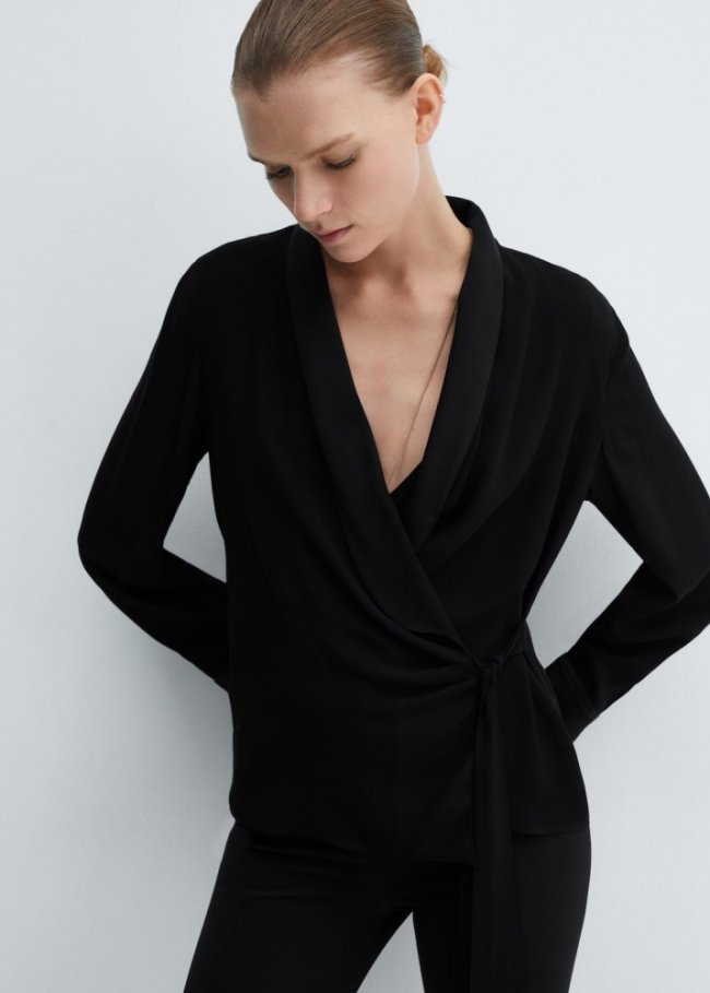 Mango Blusa cruzada lazo - Negro