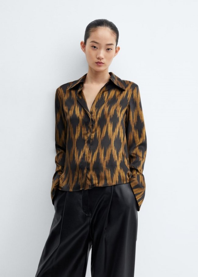 Mango Camisa satinada estampada - Negro