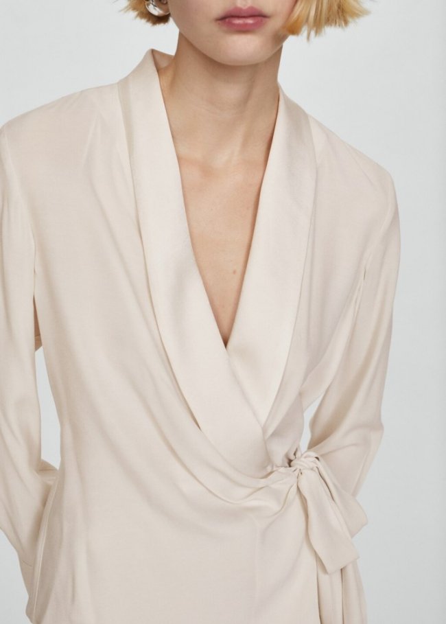Mango Blusa cruzada lazo - Crudo