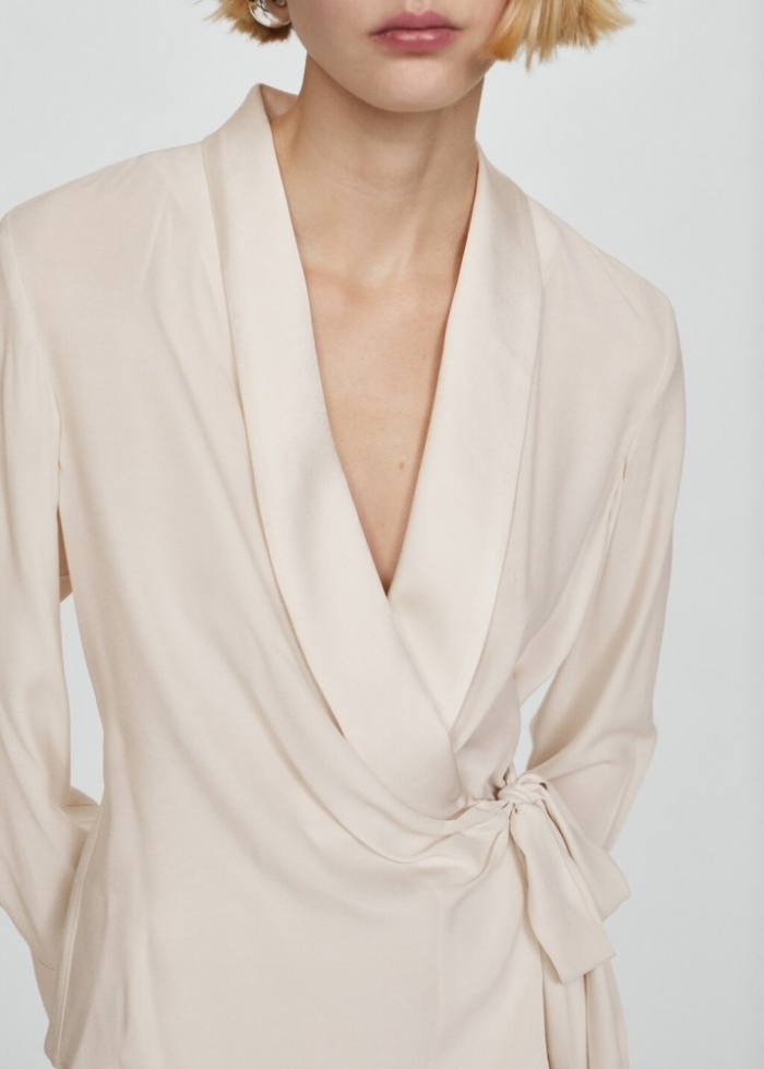 Mango Blusa cruzada lazo - Crudo