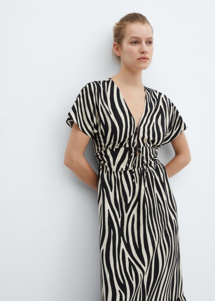 Mango Vestido estampado abertura - Negro