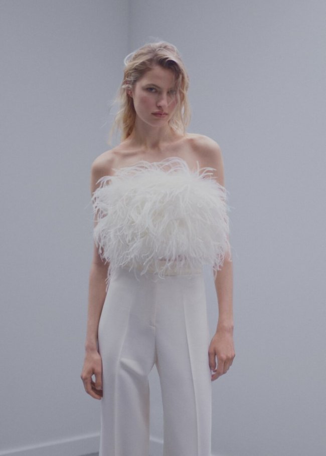Mango Top estilo bandeau plumas - Blanco roto