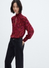 Mango Blusa estampada detalle abertura - Fucsia