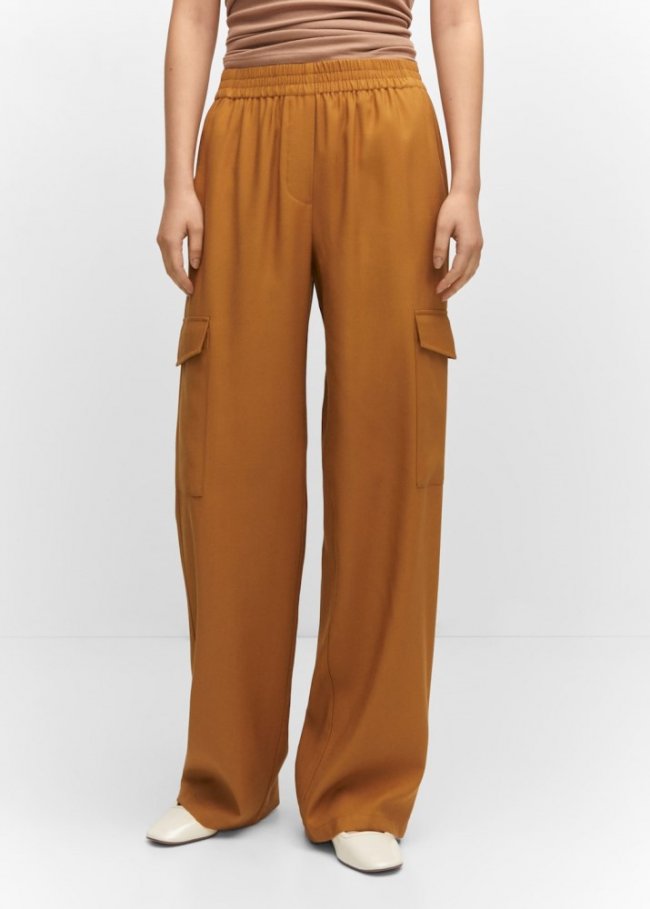 Mango Pantalón cargo fluido - Ocre