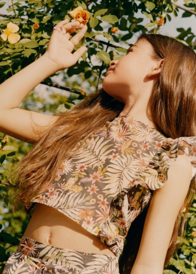 Mango Blusa estampada volantes - Negro