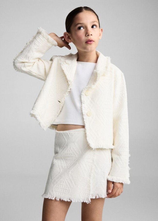 Mango Chaqueta textura flecos - Crudo