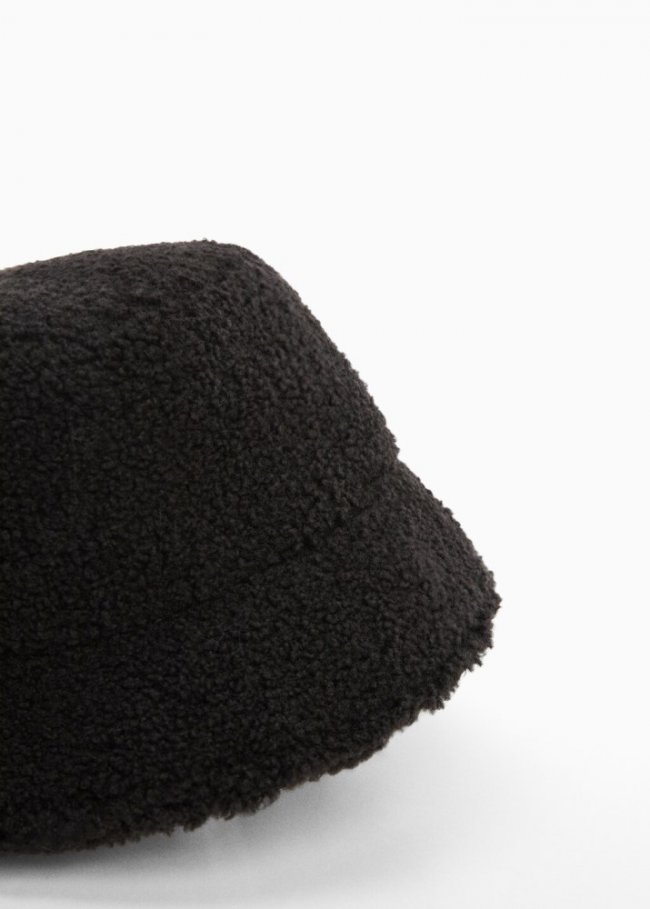Mango Gorro bucket pelo - Negro