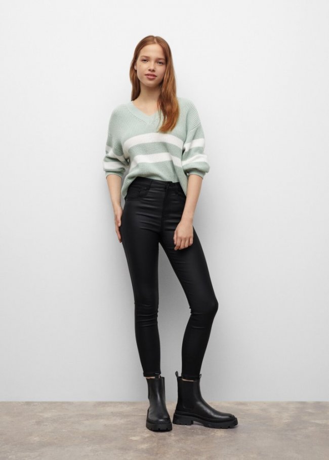 Mango Pantalón skinny efecto piel - Denim negro