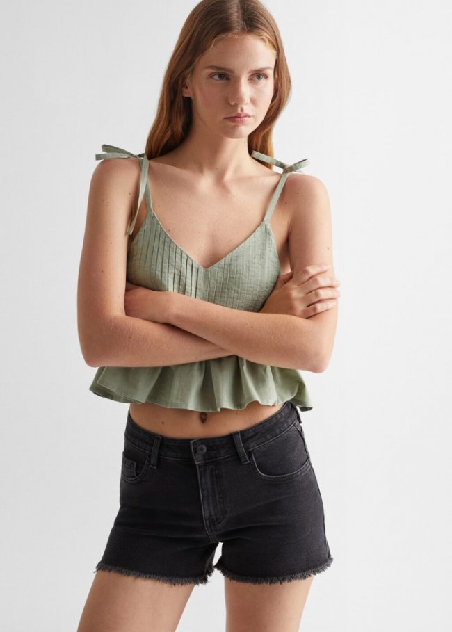 Mango Short vaquero tiro medio - Denim negro