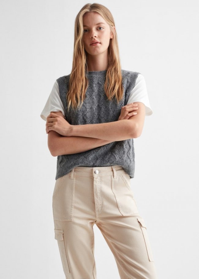 Mango Jeans cargo bolsillos - Beige