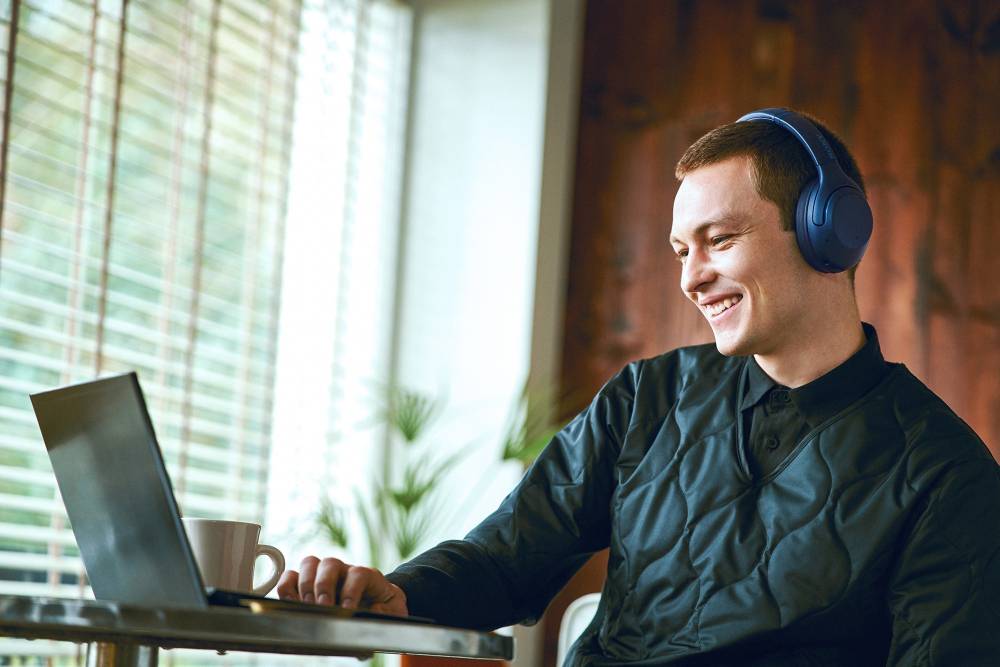 SONY WH-XB900N Active noise cancellation enabled Bluetooth Headset (Blue, On the Ear)