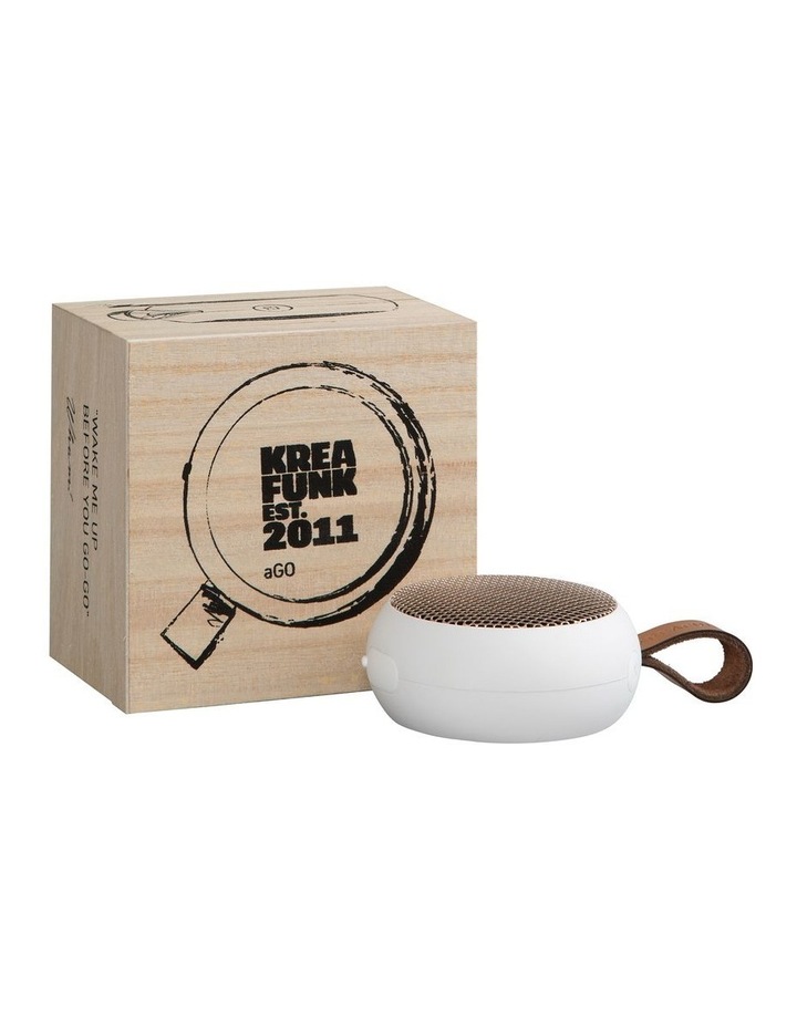 aGo White Wireless Speaker